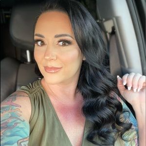 Meet your Posher, Rebecca